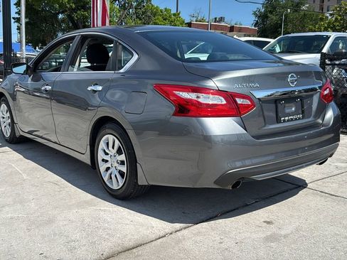 Used 2017 Nissan Altima 2.5 S w/ Power Driver Seat Package FWD image 12
