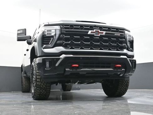 New 2026 Chevrolet Silverado 2500 ZR2 image 47