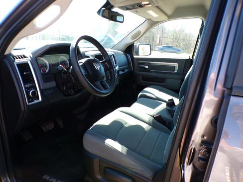 Used 2016 RAM 1500 Classic SLT image 29