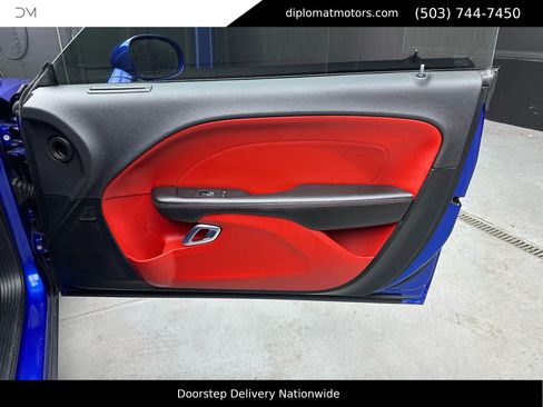 Used 2018 Dodge Challenger R/T Plus image 23