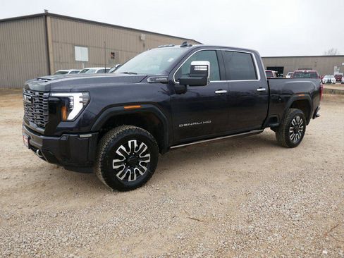 New 2026 GMC Sierra 2500 Denali Ultimate image 10