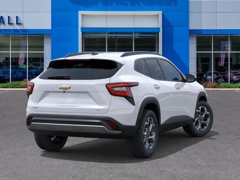 New 2026 Chevrolet Trax LT w/ LT Convenience Package image 5