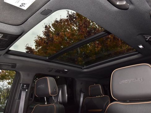 Used 2021 GMC Yukon AT4 w/ AT4 Premium Plus Package image 36