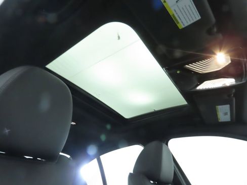 New 2026 BMW 330i 330i w/ M Sport Package image 19