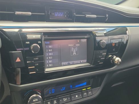 Used 2016 Toyota Corolla S FWD image 27
