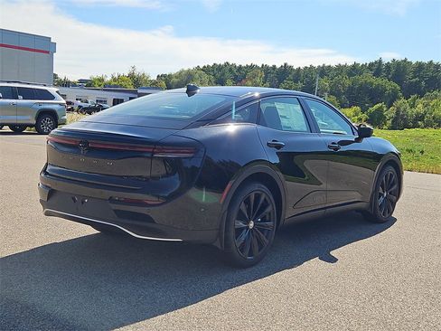 New 2026 Toyota Crown image 2