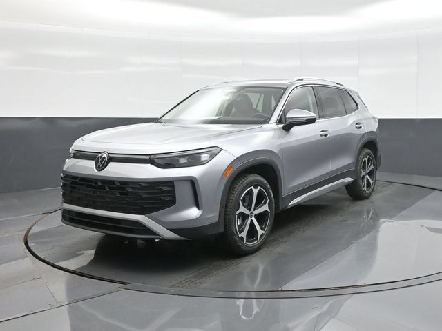 New 2026 Volkswagen Tiguan SE AWD/4WD image 3