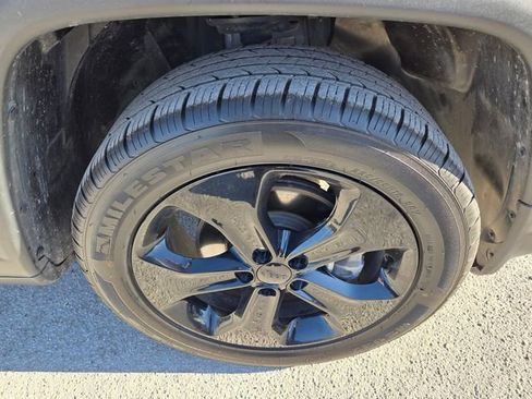 Certified 2019 Jeep Compass Altitude image 9