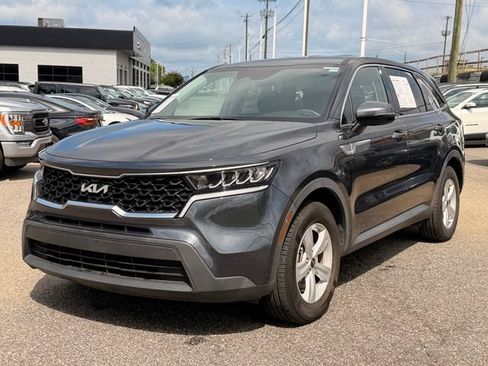 Certified 2023 Kia Sorento LX FWD image 8