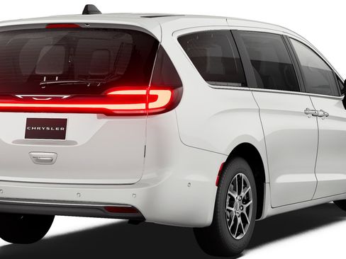 New 2027 Chrysler Pacifica Select FWD image 2
