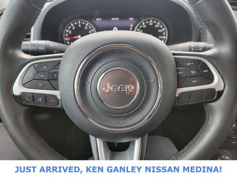 Used 2021 Jeep Renegade Latitude image 12