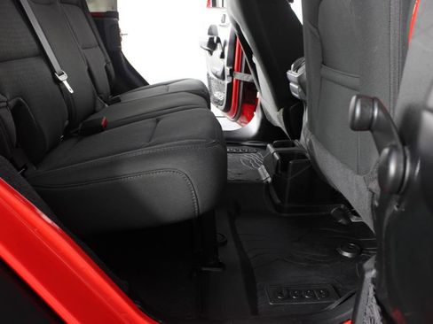 Used 2021 Jeep Wrangler Unlimited Sport AWD/4WD image 17