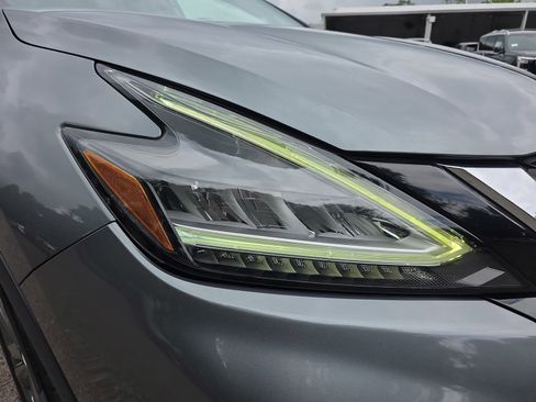 Used 2019 Nissan Murano Platinum FWD image 11