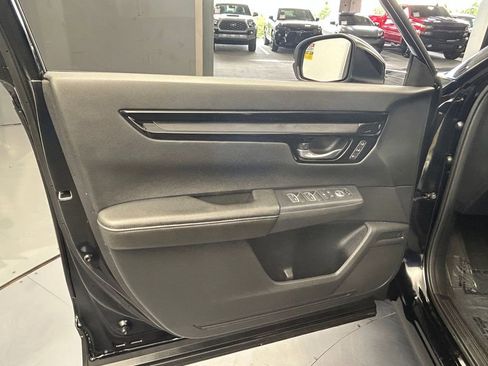Used 2025 Honda CR-V EX-L image 17