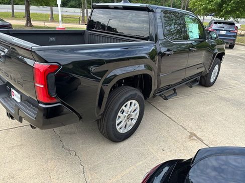 New 2026 Toyota Tacoma SR5 AWD/4WD image 7