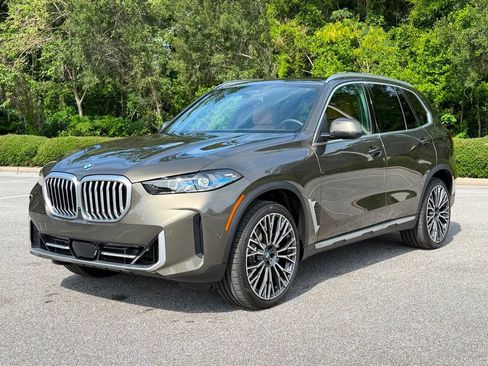 New 2026 BMW X5 xDrive40i AWD/4WD image 1