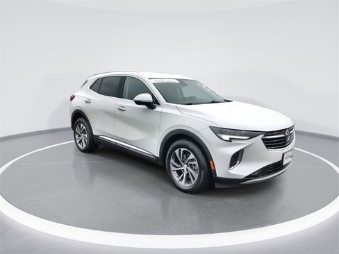 Used 2023 Buick Envision Essence image 2