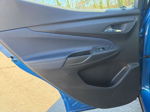 Used 2022 Chevrolet Bolt EUV Premier w/ Sun & Sound Package image 24