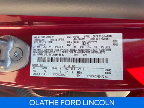 Used 2020 Ford Escape Titanium w/ Titanium Premium Package 2.0 AWD/4WD image 34