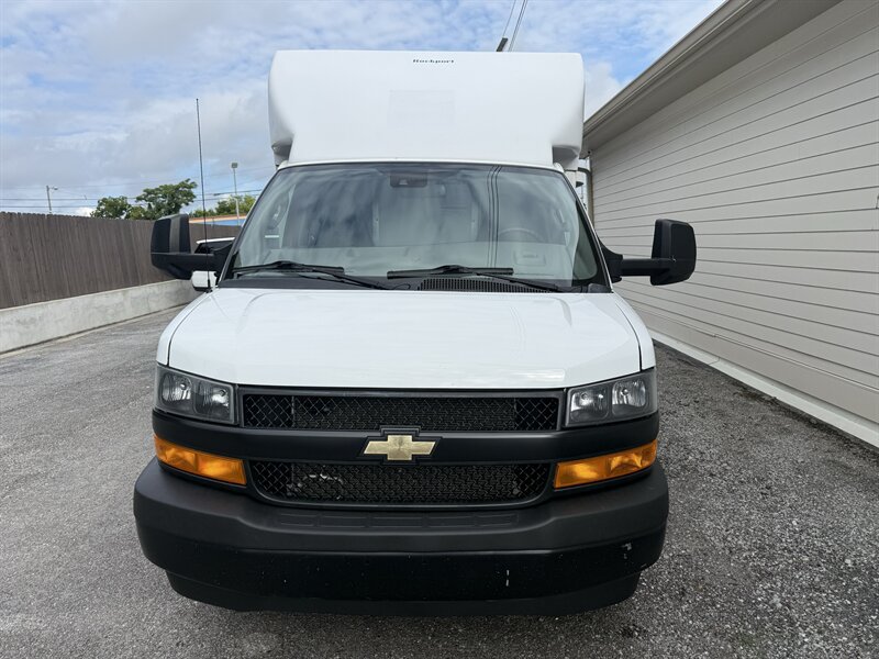 Used 2022 Chevrolet Express 3500 w/ Power Convenience Package RWD image 14