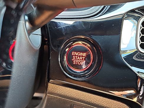 Used 2025 Honda Civic LX image 24