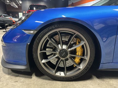 Used 2016 Porsche 911 GT3 RWD image 21