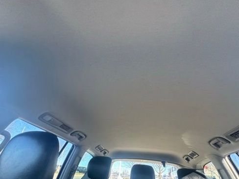 Used 2022 Nissan Armada SV image 51