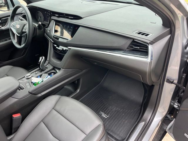 Certified 2026 Cadillac XT5 Premium Luxury w/ Driver Assist Package FWD image 41