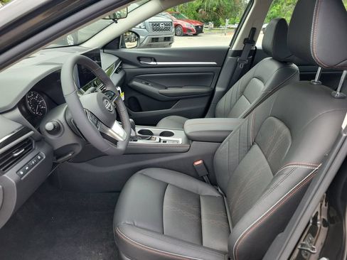 New 2026 Nissan Altima 2.5 SR w/ SR Premium Package FWD image 20