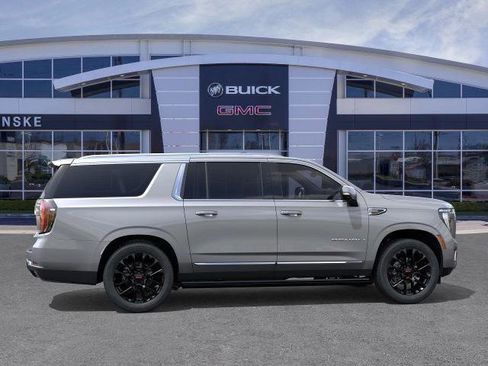 New 2026 GMC Yukon XL Denali w/ Sun & Power Step Package image 5