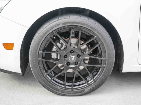 Used 2016 Chevrolet Cruze LS FWD image 11