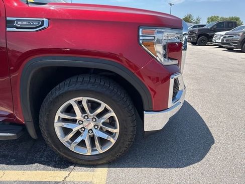 Used 2022 GMC Sierra 1500 SLT w/ SLT Premium Plus Package AWD/4WD image 8