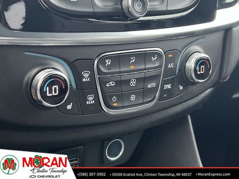 Certified 2023 Chevrolet Traverse RS w/ LPO, Floor Liner Package image 23