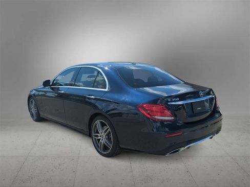 Used 2020 Mercedes-Benz E 350 Sedan image 6