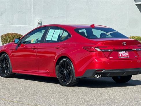 Certified 2025 Toyota Camry SE image 7