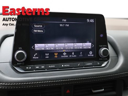 Used 2023 Nissan Rogue SV AWD/4WD image 18