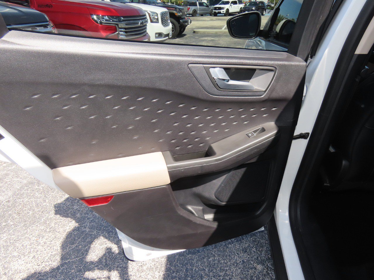 Used 2020 Ford Escape SEL FWD image 20