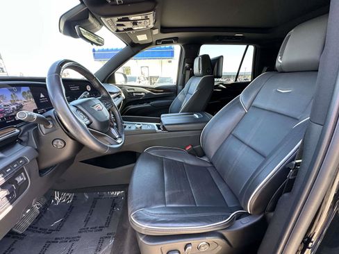 Certified 2024 Cadillac Escalade Premium Luxury w/ Performance Package image 25