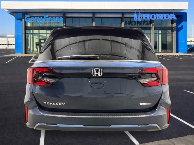 New 2027 Honda Odyssey Touring image 4
