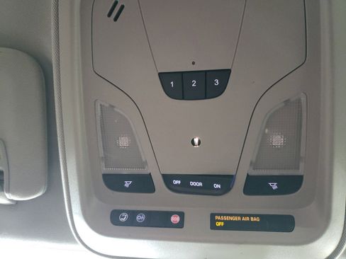 Used 2020 Chevrolet Impala Premier image 23