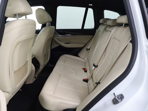 Used 2019 BMW X3 xDrive30i w/ Premium Package image 15