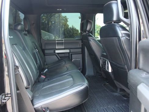 Used 2019 Ford F250 Platinum w/ Platinum Ultimate Package AWD/4WD image 28