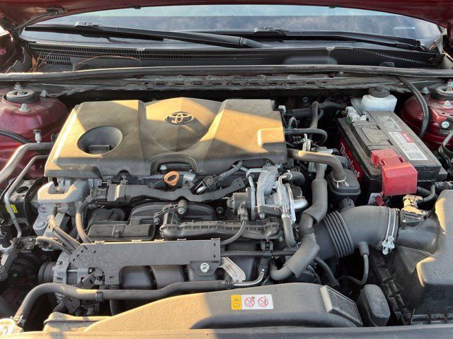 Used 2019 Toyota Camry LE FWD image 33