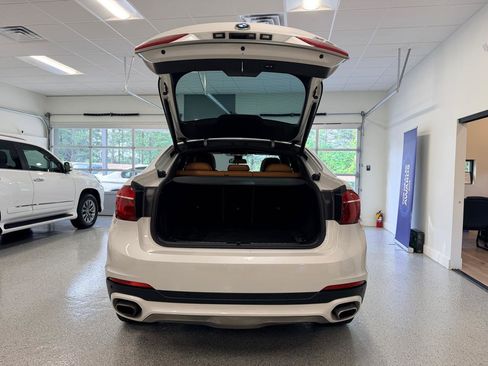 Used 2019 BMW X6 sDrive35i RWD image 24