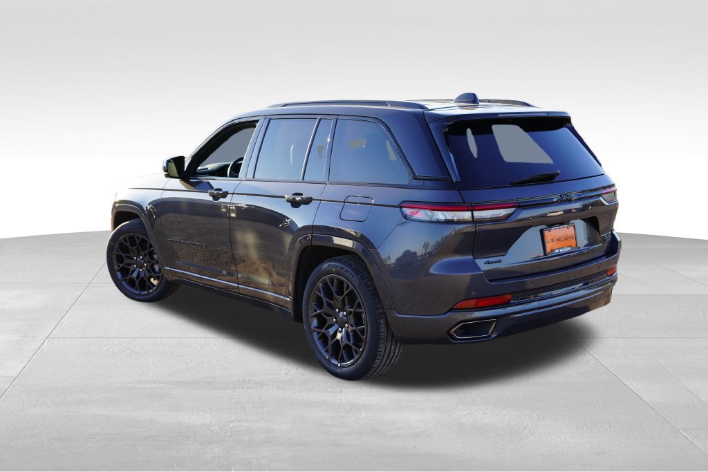 Certified 2025 Jeep Grand Cherokee Summit w/ Obsidian Package AWD/4WD image 8