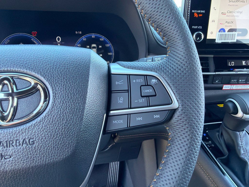 New 2026 Toyota Sienna XLE Woodland Edition AWD/4WD image 17