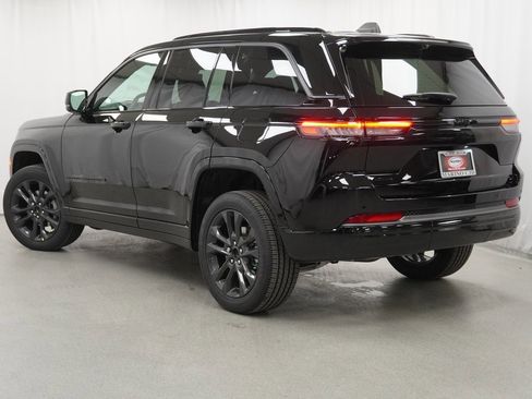 New 2026 Jeep Grand Cherokee Limited image 13