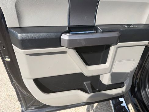 Used 2019 Ford F250 XLT w/ XLT Premium Package AWD/4WD image 14