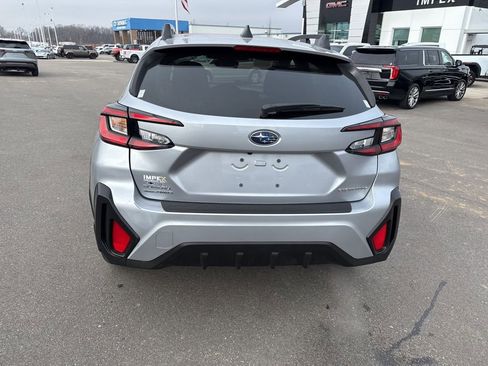 Used 2024 Subaru Crosstrek 2.0i Premium w/ Popular Package #4 image 4
