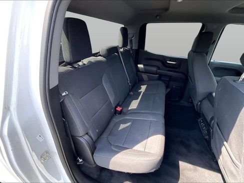 Used 2020 Chevrolet Silverado 1500 LT w/ Convenience Package AWD/4WD image 28